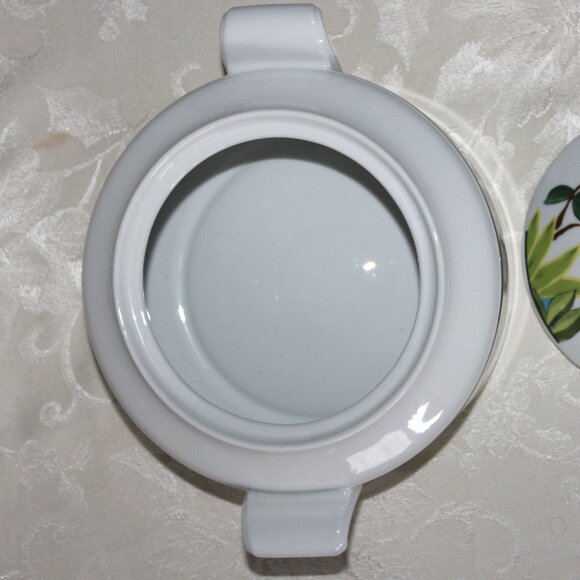 Mikasa Amazon Lidded Casserole Dish | Vintage Lidded Vegetable Bowl - Picture 6 of 7